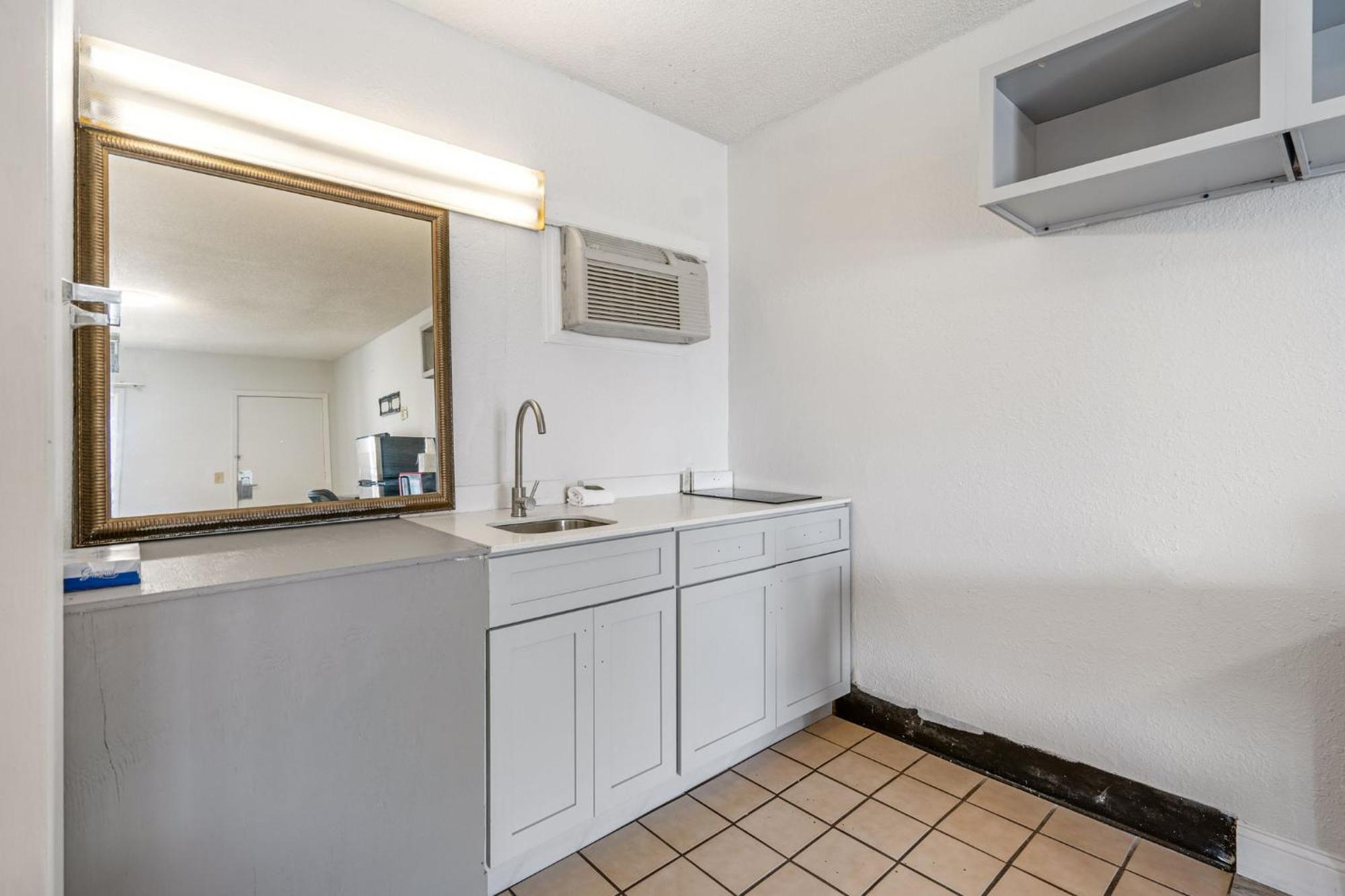 Budgetel Inns & Suites Augusta Downtown 706-945-1238 外观 照片